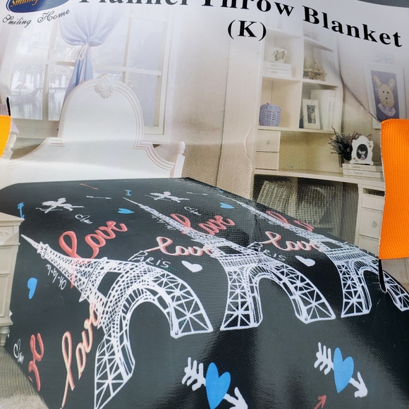 Blankets - Picture 9 of 16